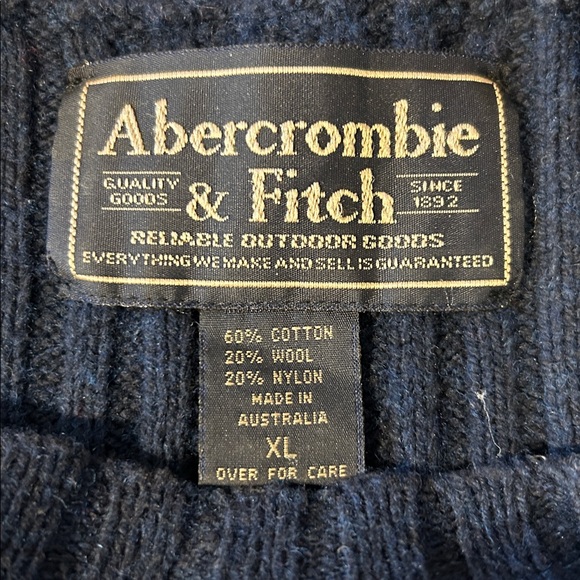 Abercrombie Mens Sweater - Picture 3 of 3
